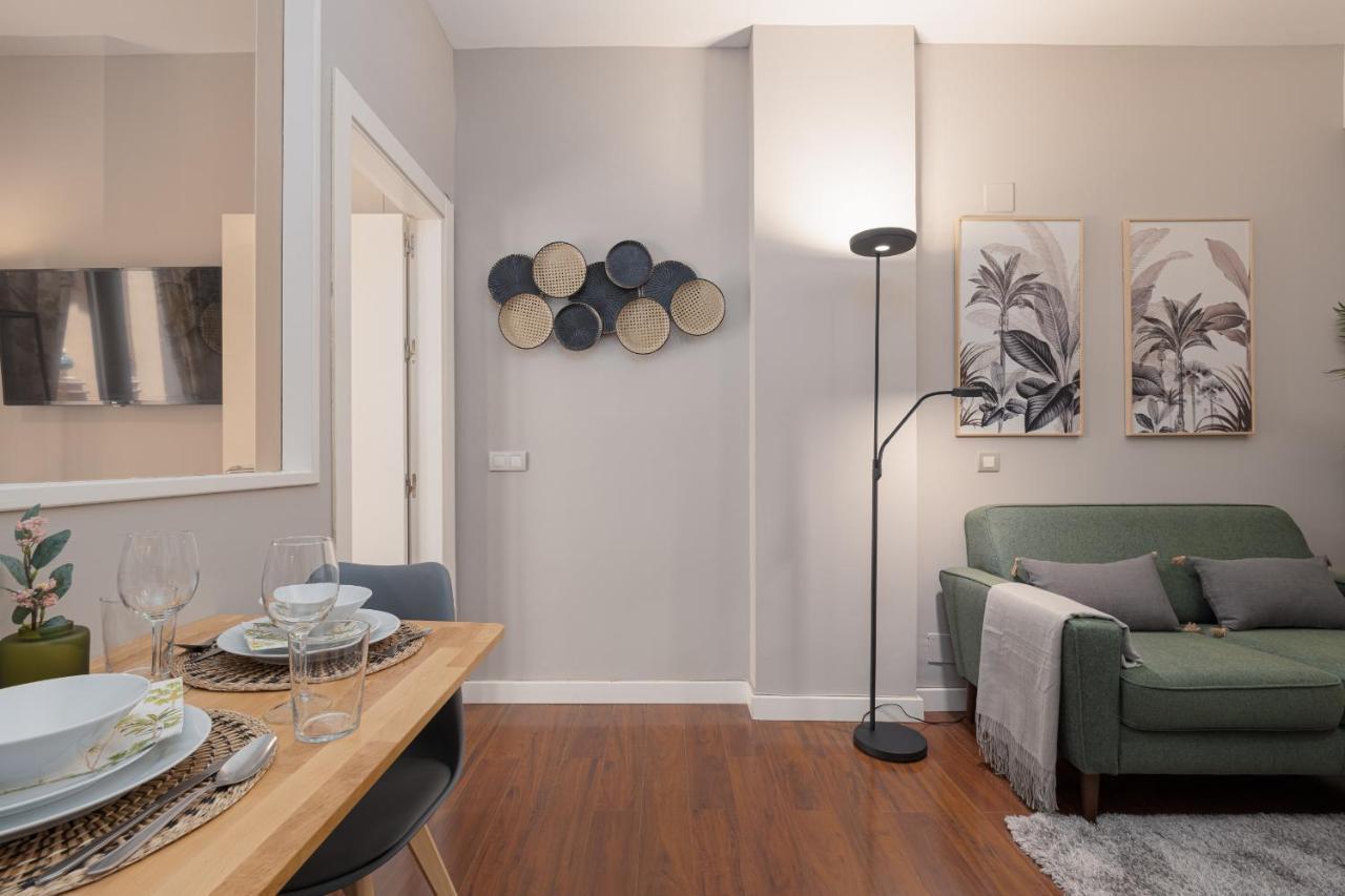 מאלגה C31 Deluxe Apartment Into Cathedral Square מראה חיצוני תמונה